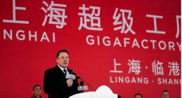 市值碾压丰田的特斯拉 承包了美股、A股韭菜们的颅内高潮