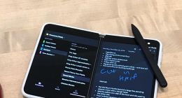 减配？微软 Surface Duo 仅配前置摄像头，带闪光灯