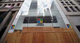 微软云计算业务Azure增速首次放缓低于50%