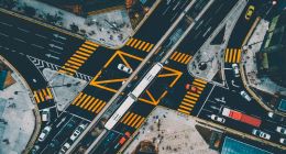 《浪姐》爆火的背后，芒果超媒千亿市值隐患凸显 