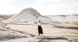 小红书：电商诚可贵，内容价更高