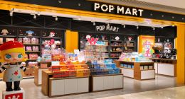 泡泡玛特，顶着