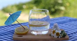 元气森林无法调头了