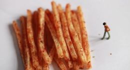“垃圾食品”卫龙欲洗白上市，藏在“辣条一哥”背后的暴利生意经