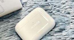 荣耀Earbuds 2 SE评测：32小时超长续航+主动智慧降噪 TWS耳机界优等生