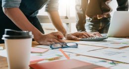 猎豹移动转型，有点痛