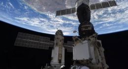 NASA主管：俄研究舱意外点火，空间站转了一圈半