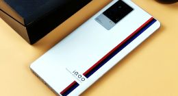 iQOO 8 Pro评测：120Hz 2K屏+双主摄微云台 强大的不止是性能