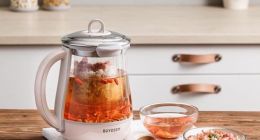 与小熊、新宝不同的北鼎，仍不是小家电的出路