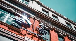 冬奥“炽热科技”向下普惠，安踏“科技创新”向上引领