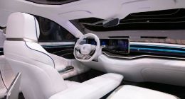 鸿海集团斥资 15.27 亿元，投资半导体/电动汽车