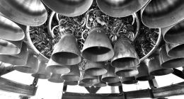 29台发动机：SpaceX有望年内造出两枚超级重型助推器