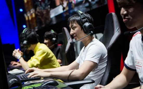 0ae3-db256de584f0ba5358ab2cbca8d03a52