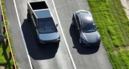 特斯拉Cybertruck与新款Model S同时在加州工厂曝光