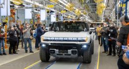 首款电动悍马 Hummer EV Edition 1 交付：1000 匹马力，约 70 万元起