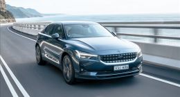 曾对标特斯拉Model 3沃尔沃极星2遭6折甩卖：不到20万可提车