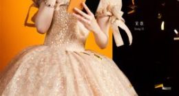 荣耀Magic V真机曝光：曲面副屏 还有橙色素皮版本