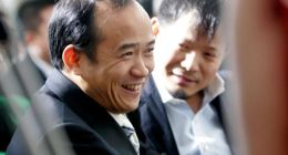 顾雏军与兰世立：疯狂的石头