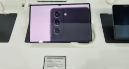 三星Galaxy Tab S8 Ultra真机照曝光：刘海并不那么明显
