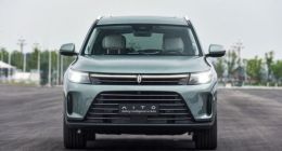 华为赋能 AITO问界M7实车图曝光：年内上市