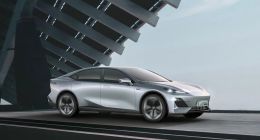 长安汽车的躯体，装不下华为的灵魂？