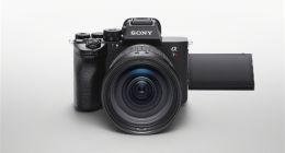 25999元：索尼全画幅微单新品A7R5发布！可拍2.4亿像素照片