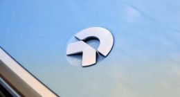 蔚来的长期主义，全靠特斯拉衬托