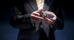 舍得高层再次“洗牌”，复星系高管离职背后透露着哪些信号？