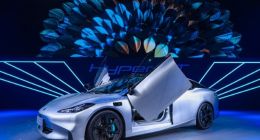 埃安Hyper GT正式亮相 采用旋翼门，4秒破百