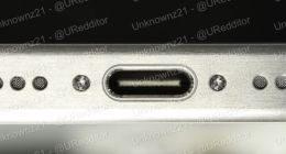 终于妥协！疑似iPhone 15 Pro真机照曝光：换装USB-C充电接口