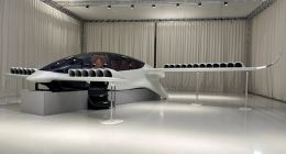 德国电动空中出租车Lilium jet完成测试：时速250km/h 全机36个电风扇