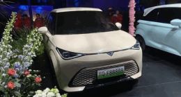 凯翼汽车收编众泰“皮尺部”？新车几乎1:1复刻奔驰smart