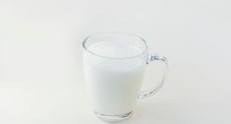 赶超蒙牛、伊利，新乳业们走上“认养一头牛”道路？