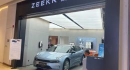 极氪“食言”，大幅降价！新能源成吉利之“殇”