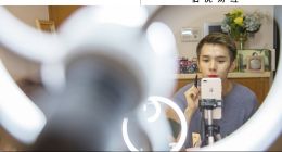 质疑“李佳琦”，抢当“李佳琦”