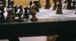 “第一坊”竟也嘶哑，水井坊何以破除魔咒？