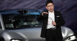 华为不造车，戏比造车的多