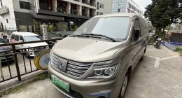 花近7万元买回的“准新车”竟是“事故车”！“天天拍车”买家维权艰难