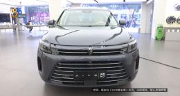 买了问界M7试驾车，有了意外发现，他提出退一赔三