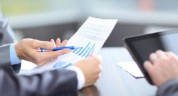 高管降薪后再陷裁员风波！ICT市场震荡下行，新华三“节省粮草”提前过冬