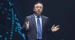 王传福被逼急了？销量之王比亚迪，市值蒸发4500亿