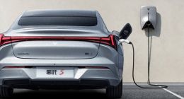 年度目标完成率不到五成 造车新势力哪吒汽车如何破局向上？