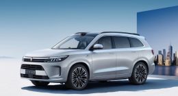 问界M7获评TechWeb 2023鹤立奖 “最受关注智能汽车”
