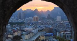 下沉市场哪些品牌正当红？“下沉同花顺”异军突起