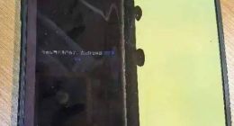 荣耀折叠屏手机质量问题频出，用户质疑是产品缺陷