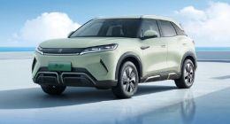 这才是年轻人的第一台车 比亚迪全新纯电SUV元UP上市：9.68万元起