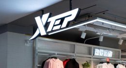 北半马的兔子，撞倒了特步？