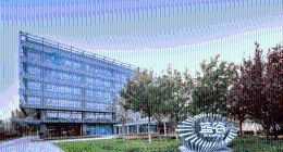 北汽蓝谷：下跌，亏损、紧抱大腿？