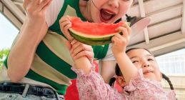 “我的孩子气妈妈”，华为Pura 70系列「超高速风驰闪拍」记录精彩刹那