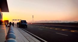 跳票、裁员、亏损，理想汽车从神坛跌入泥潭？